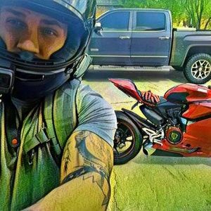 Meet your Posher, Adam